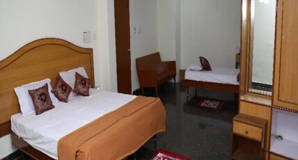 Hotel Sri Maurya Room Type - Luxury A/C Room