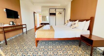 Cashew Leaf Resort Room Type - Deluxe Room With Room Balcony