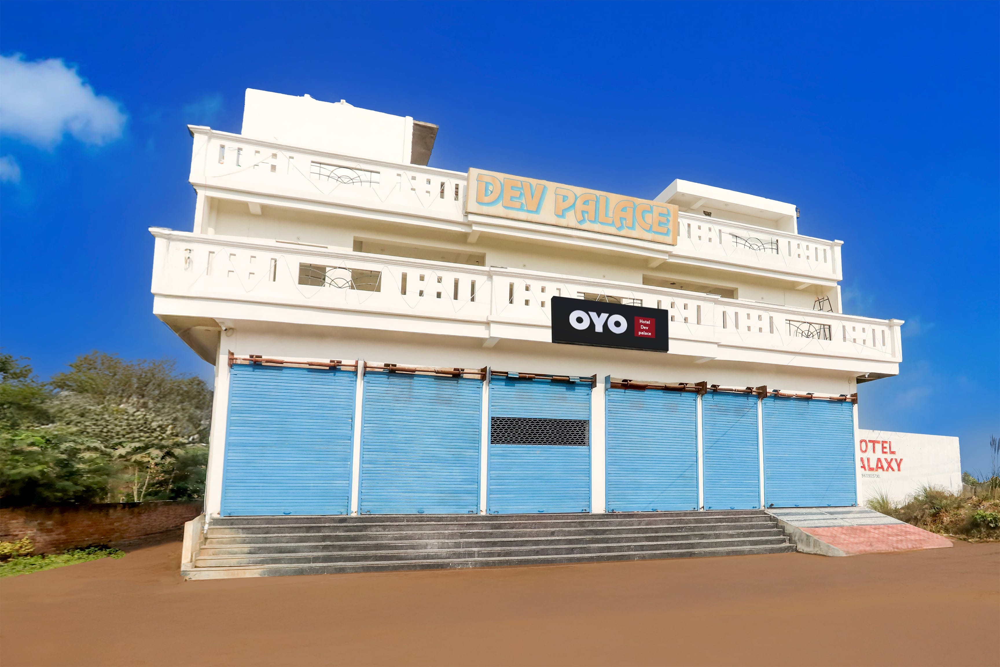 Hotel O Dev palace - Tap to explore photos