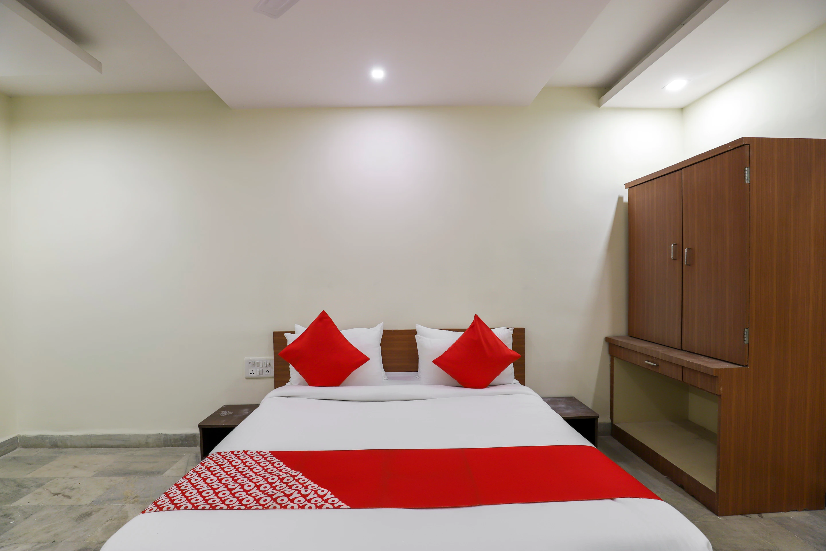 Hotel Krishna - Tap to explore photos
