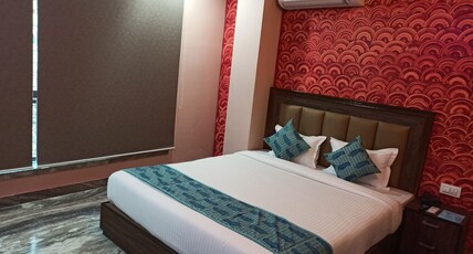 Hotel Aloka Residency Room Type - Deluxe Ac Double Bed