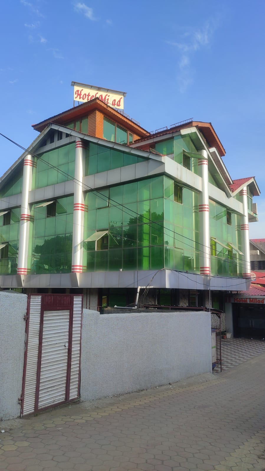 Hotel Milad Srinagar - Tap to explore photos
