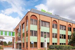 IBIS STYLES LONDON HEATHROW