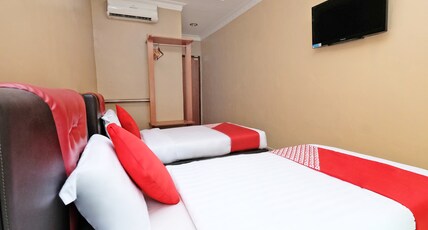 Hotel O Ayuni Hotel Room Type - Standard Twin