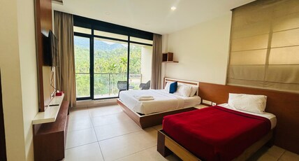 Mount view by farstay Room Type - Hill view balcony triple bed Deluxe room AC