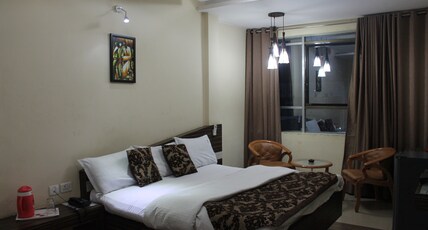 Hotel Swayam Room Type - Super Deluxe Room