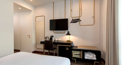 Best Western Hotel Tritone Room Type - 1 Queen 2 Single Beds, Superior Room, 2 Connecting Rooms