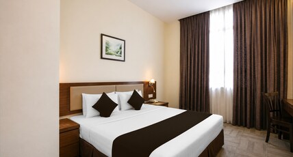 POP 91341 Seemsoon Hotel Room Type - Superior King Room