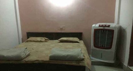 Brij Pushp Guest House Room Type - Triple bedroom with cooler