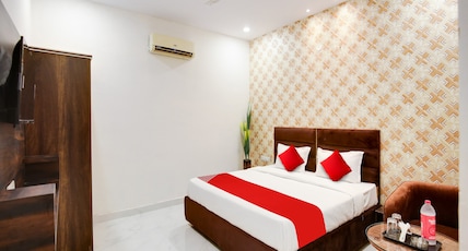 Hotel O GOLDEN A Room Type - Classic