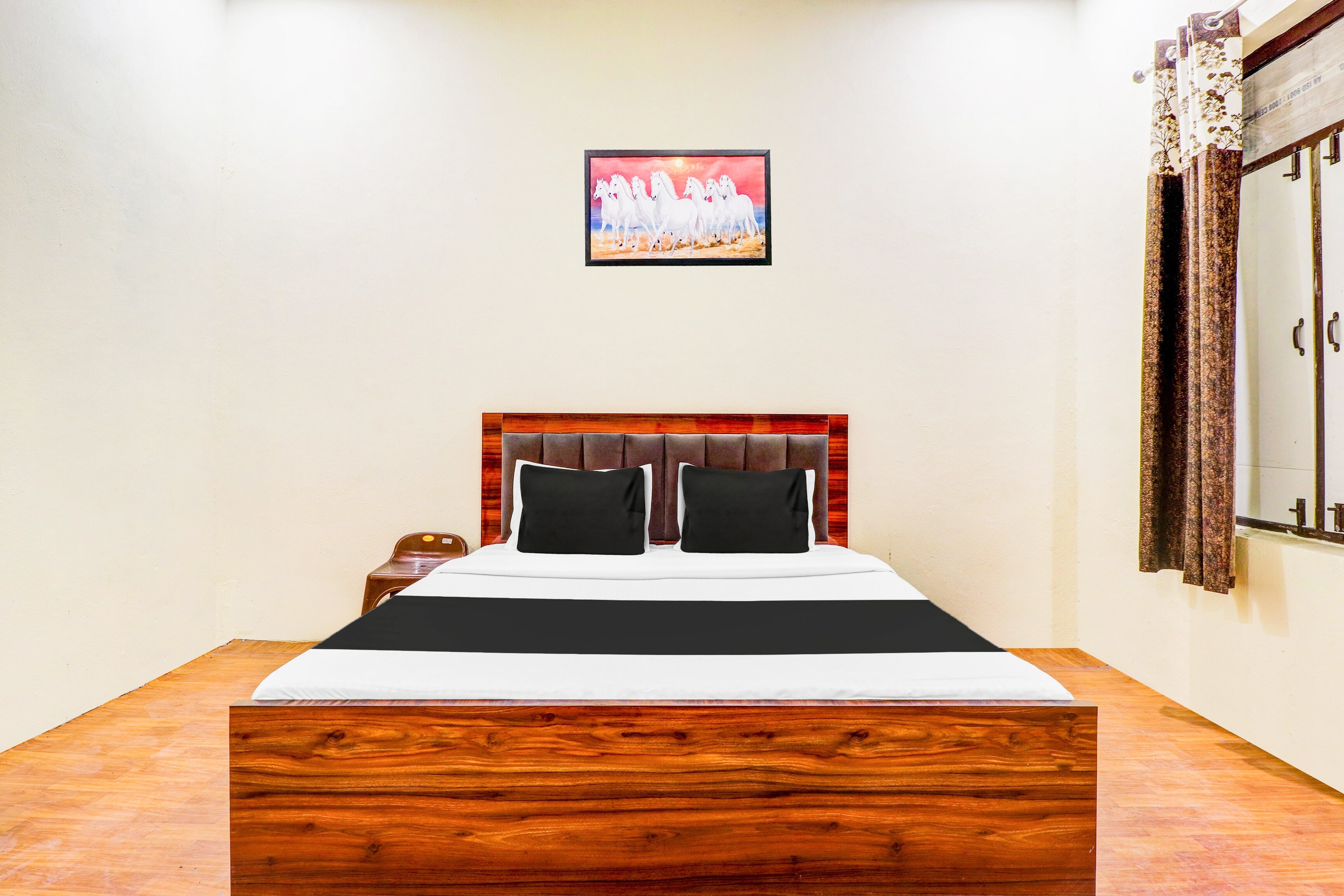 Hotel O A1 GUEST HOUSE - Tap to explore photos