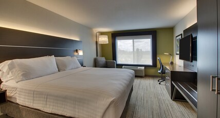 Holiday Inn Express Hotel & Suites Morris Room Type - 1 King Bed Standard
