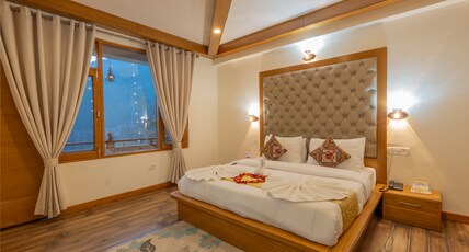 Kalista Resort Room Type - Super Deluxe Scenic View Room with Balcony Kalista Resort Room Type - Super Deluxe Scenic View Room with Balcony