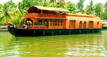 Indraprastham Houseboats Room Type - One Deluxe Room in a Sharing Houseboat