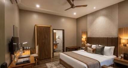 JUNGLECITI HOUSE Room Type - Deluxe Double or Twin Room with Outside Seating