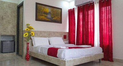 Hotel Airline Room Type - Deluxe  Room