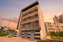 FabHotel Alpha Stayz