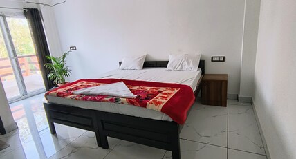 Park Palace Room Type - Bedroom 14