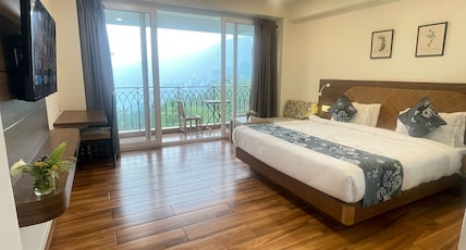 KUNJHAM RETREAT Room Type - Premium Room with big balcony Mountain and Hill view KUNJHAM RETREAT Room Type - Premium Room with big balcony Mountain and Hill view