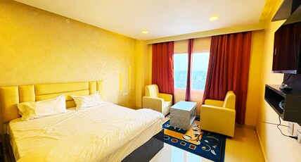 HOTEL RANJANA PALACE Room Type - Premium Room With City View