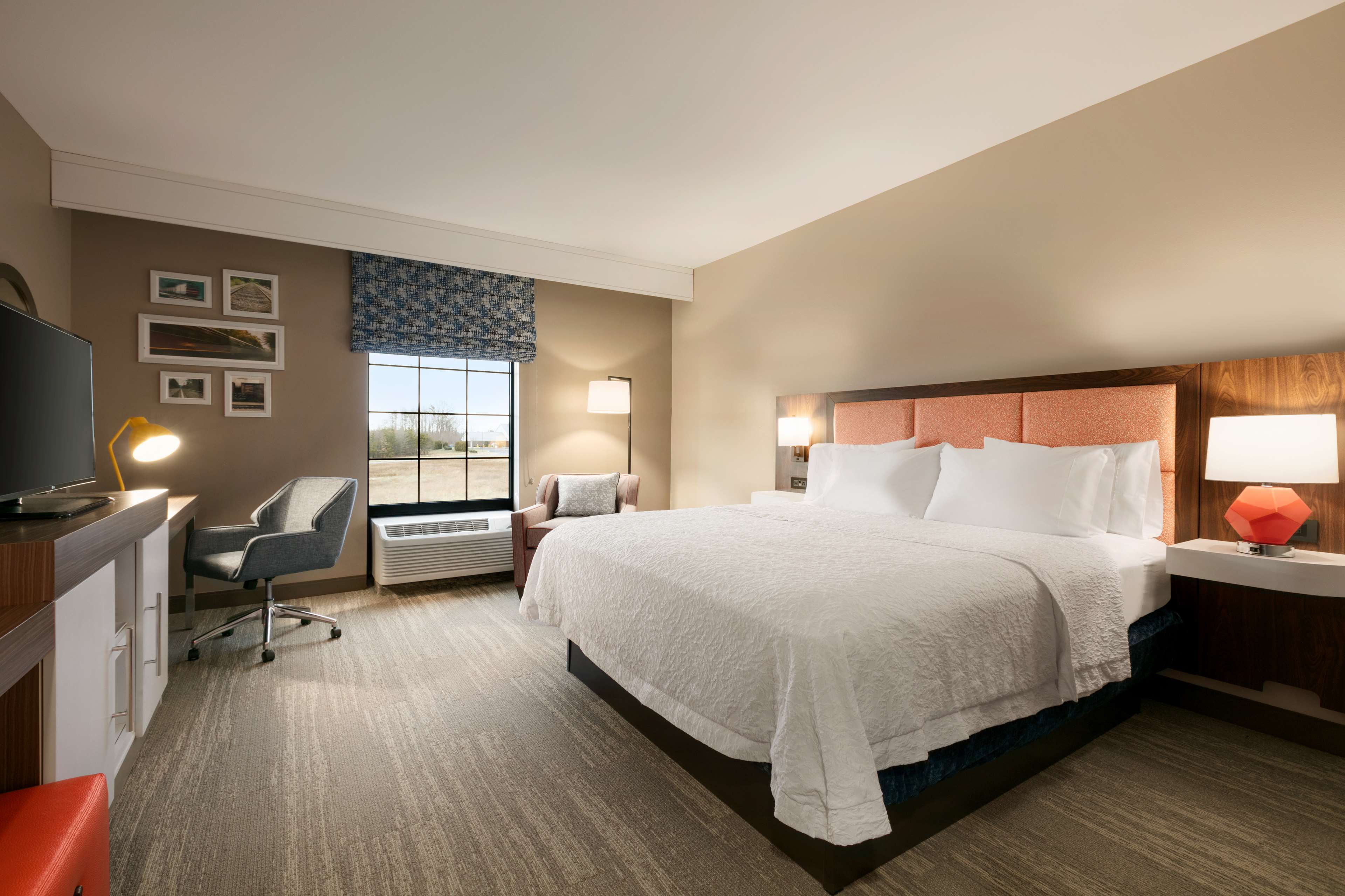 Hampton Inn by Hilton Kernersville - Tap to explore photos