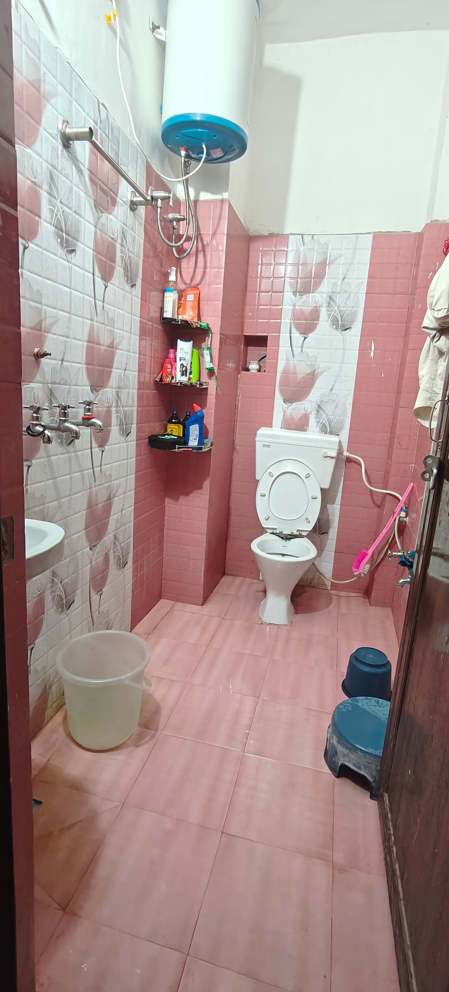 Shree Krishna Homestay - Tap to explore photos