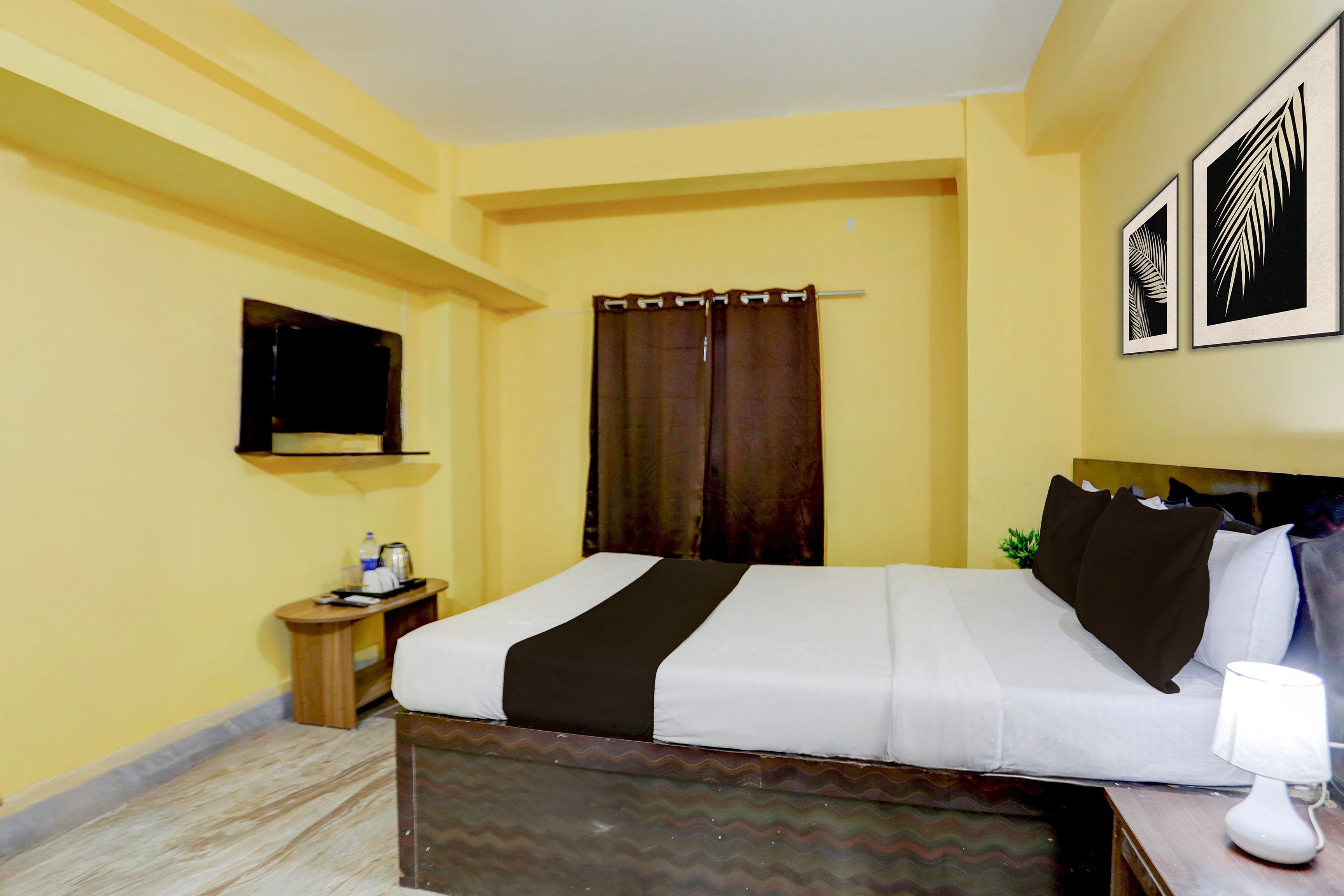 Hotel O Palasuni Bridge Bhubaneswar Formerly Ganpat - Tap to explore photos