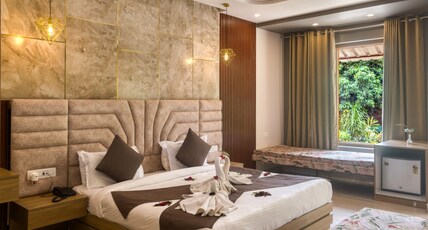Corbett Tigers n Trees Room Type - Luxury Room