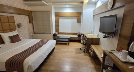 HOTEL ATISHAY Room Type - Deluxe Executive