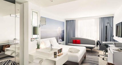NOVOTEL PARIS MONTPARNASSE Room Type - Executive Room with 1 double bed