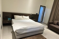 Riddhima Home Stay