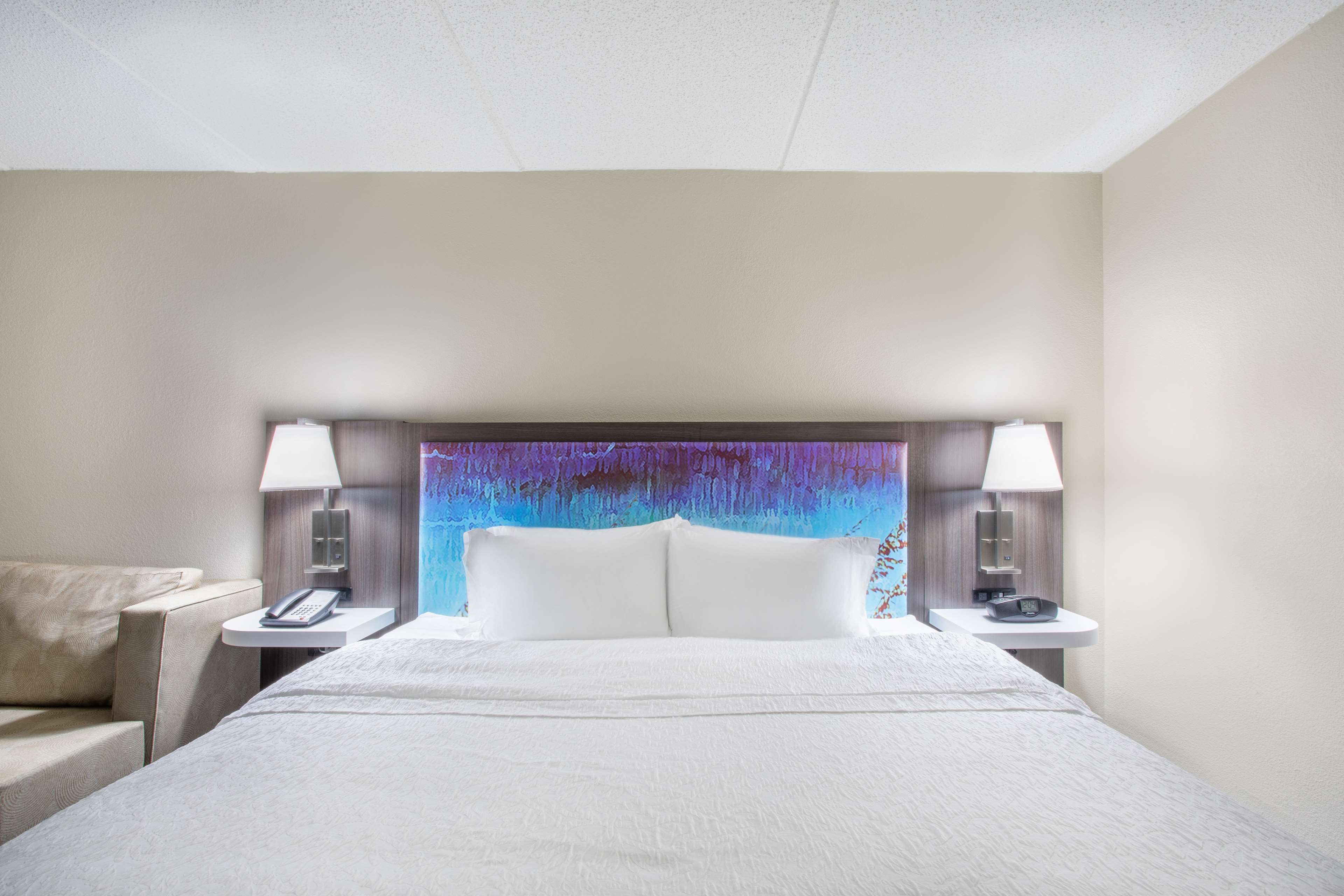 Hampton Inn Fishkill - Tap to explore photos
