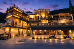 Hill Couch Resort