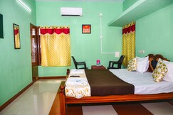 Pandiyan Guest House
