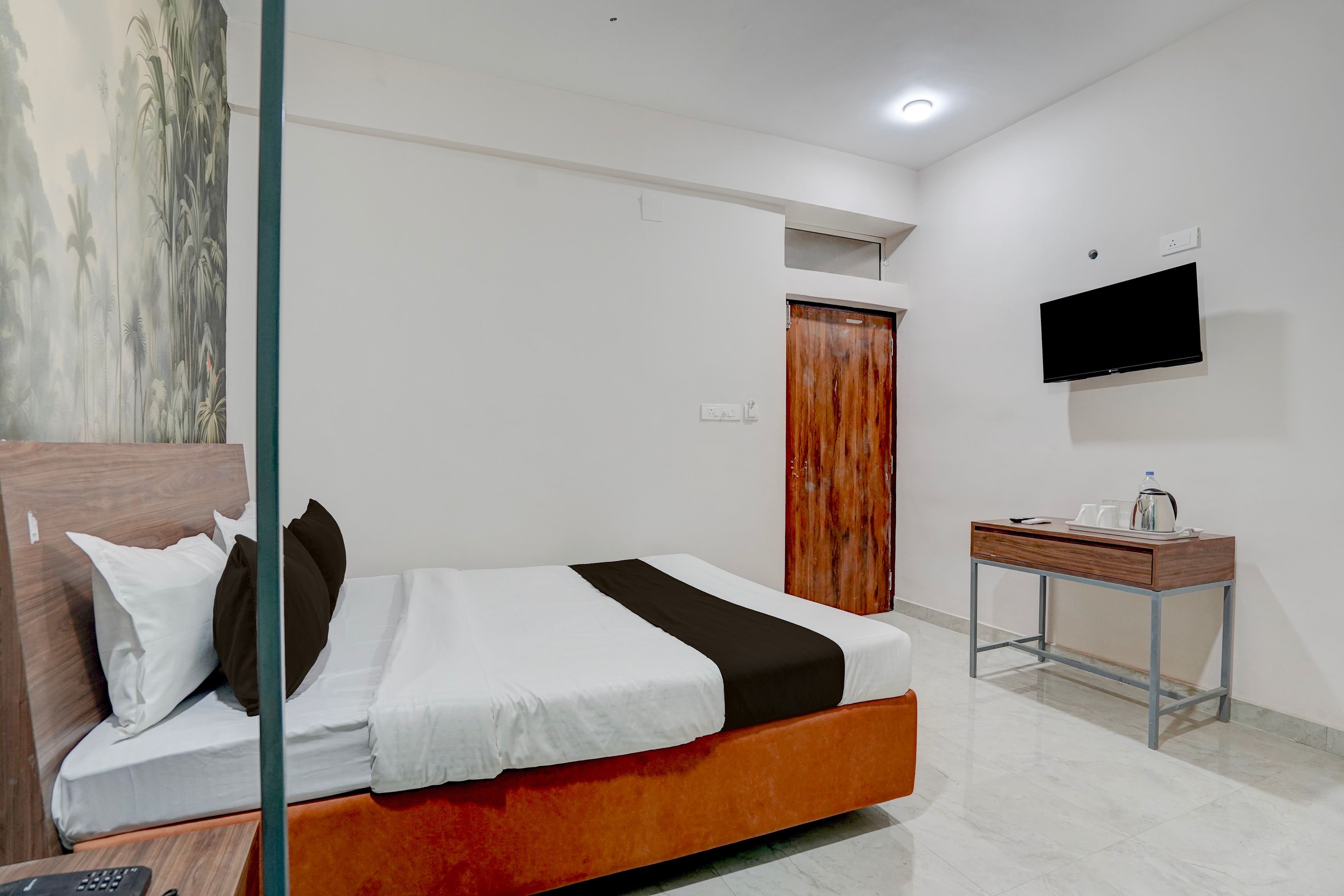 Super HOTEL O KASHIKKAA PREMIUM - Tap to explore photos