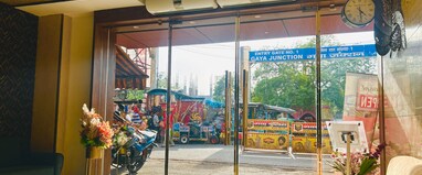 Ajatsatru Hotel