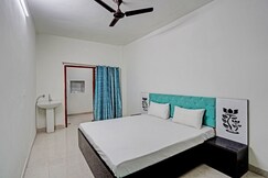 Hotel O Chawla's Hotel & Restaurant