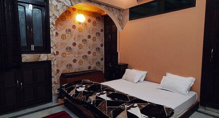 AC Room with Low Profile Bed Cozy Stay Room Type - Suite Room 