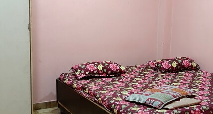 Shivkashi Room Type - Bedroom 7