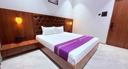 PURPLE LOTUS SUITES Room Type - Super Deluxe Room
