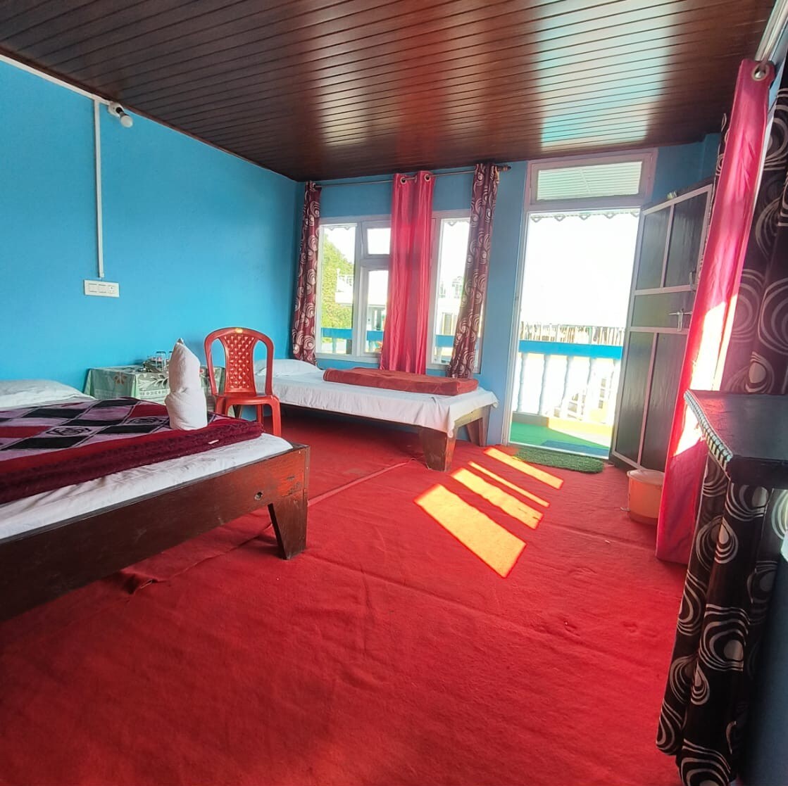 Rishop Mountain Homestay - Tap to explore photos