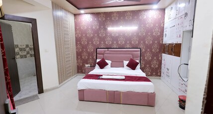 Dynamic hotel and home stay Room Type - Bedroom 1