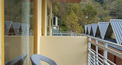 The Chail Pine Orchard Resort Room Type - Small room