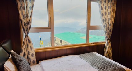 Hotel Mandala Room Type - Triple Bed Luxury View Room