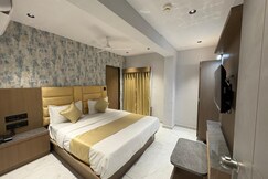 Hotel Pine Lake