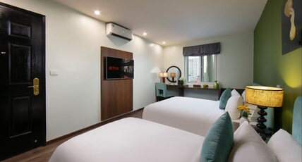 Hanoi Anise Hotel and Spa Room Type - Family Deluxe City View - 3 Adults