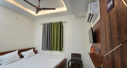 Hotel Sangree Room Type - Deluxe Non Ac Room 