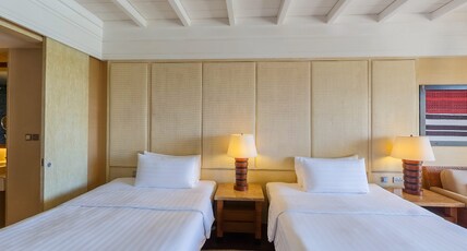 Shangri-La's Boracay Resort & Spa Room Type - Premier Seaview - Twin