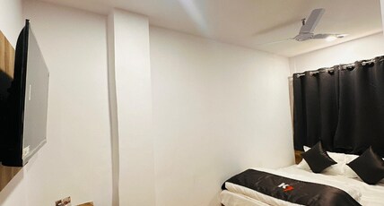 K7 Hotel Room Type - Deluxe Non AC
