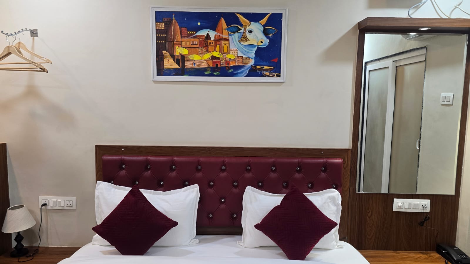 Hotel Vindhya Ganga Inn - Tap to explore photos